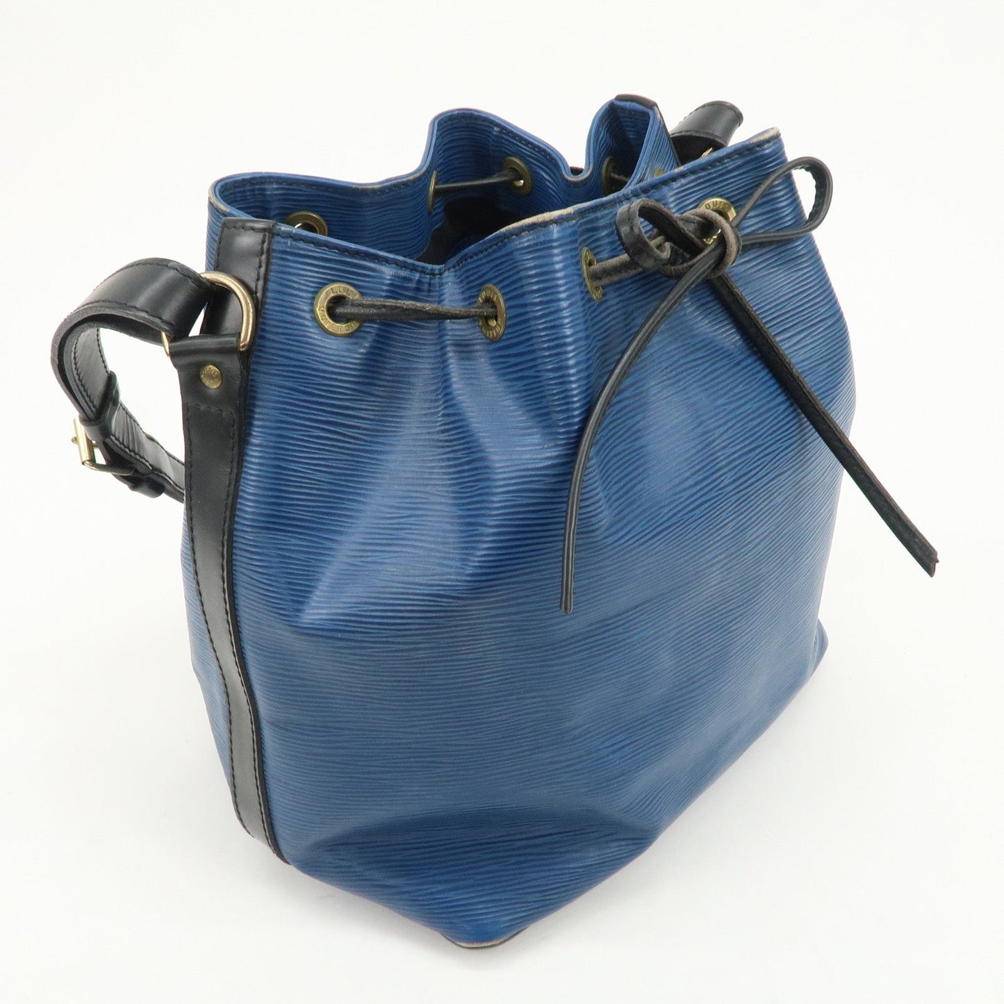 Louis Vuitton Epi Petit Noe Bi-color Shoulder Bag Noir Blue ?44152