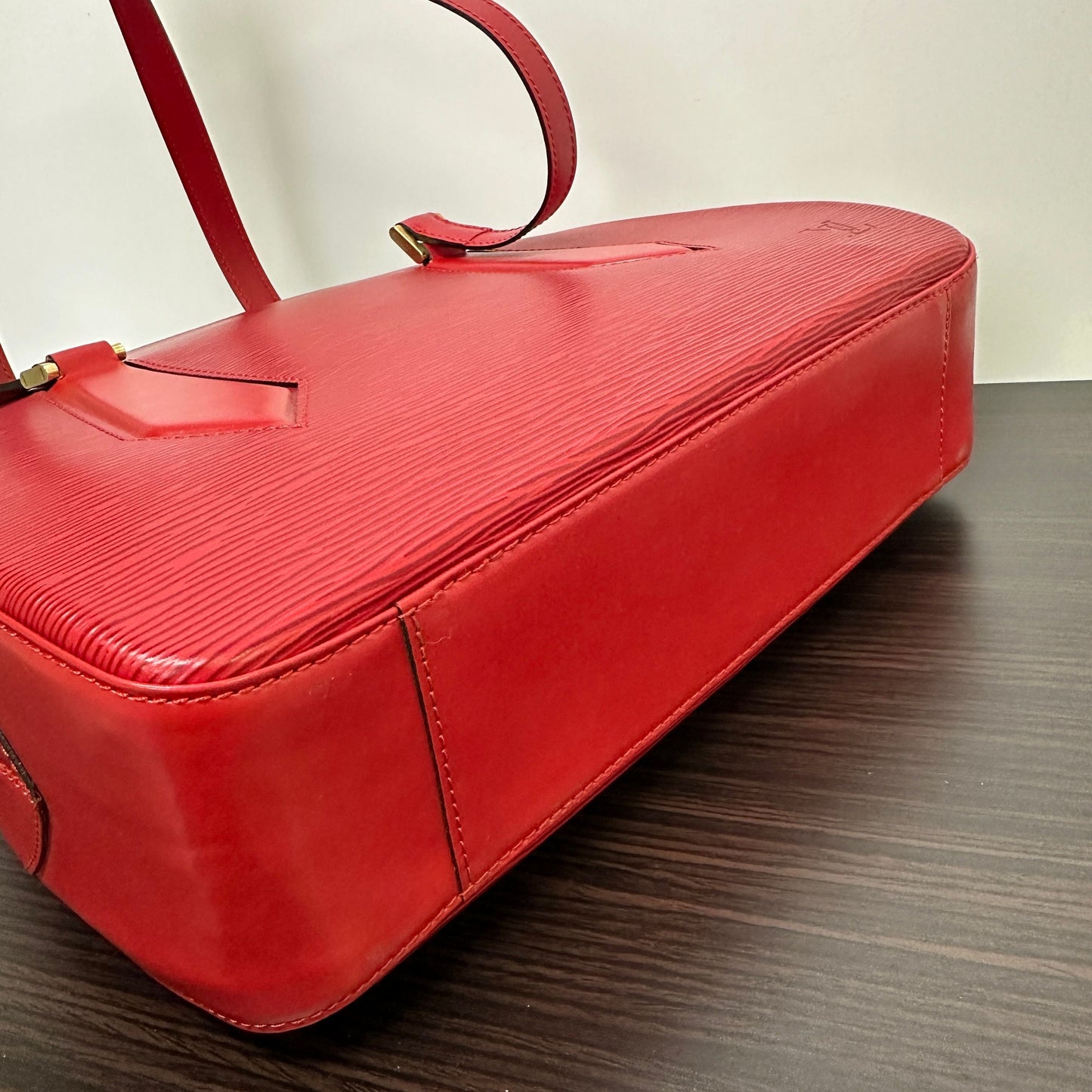 Louis Vuitton Epi Voltaire Shoulder Bag Red Leather LB123203
