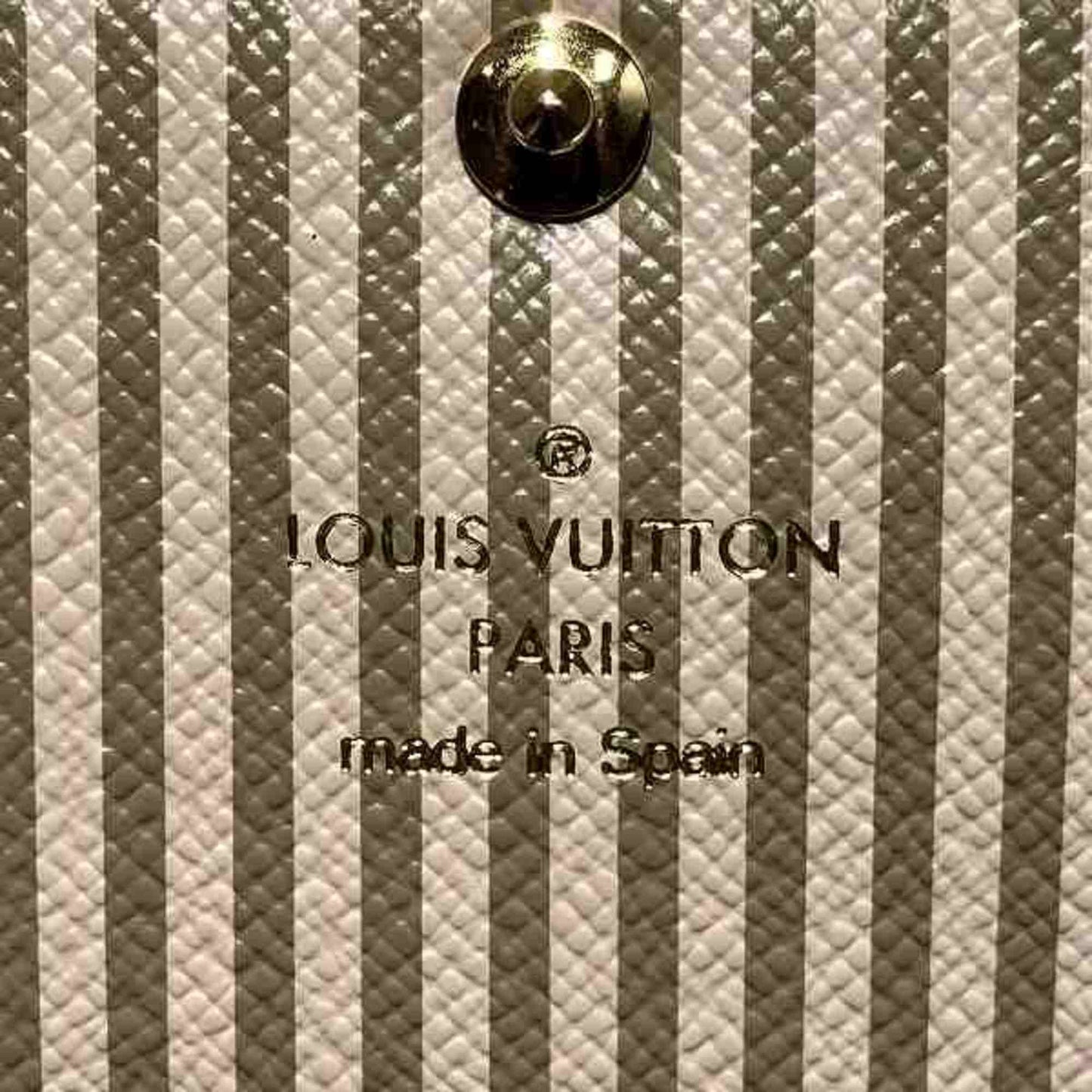 Louis Vuitton Damier Damier Canvas Ebene Galle Wallet (Bi-Fold)