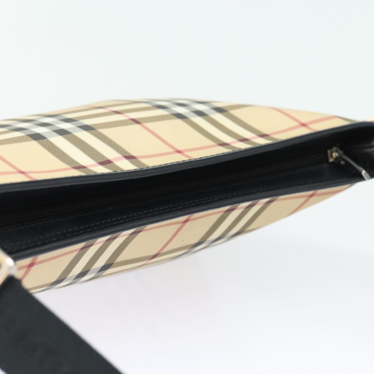Luxury Burberry Nova Check Shoulder Bag