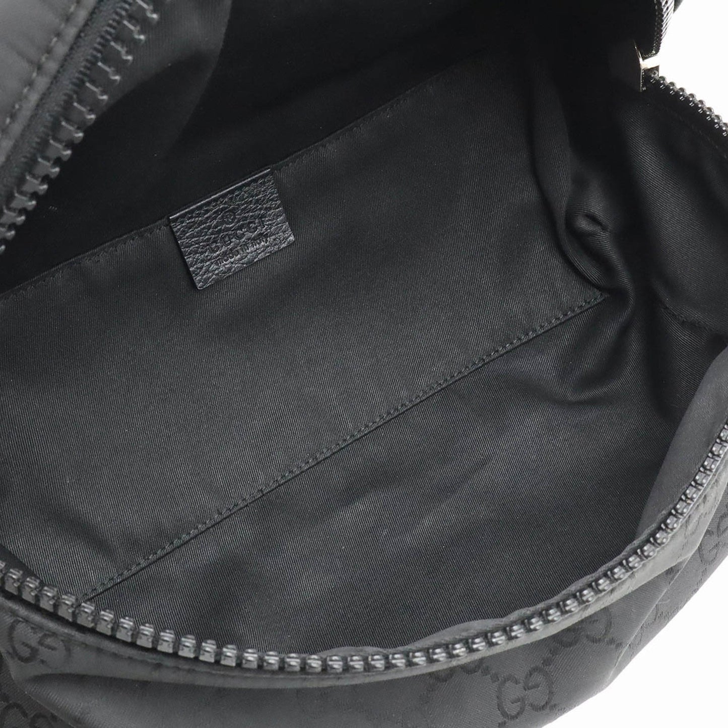 Gucci Black Gray Nylon Leather Pouch Shoulder Bag Sling Bag ( )