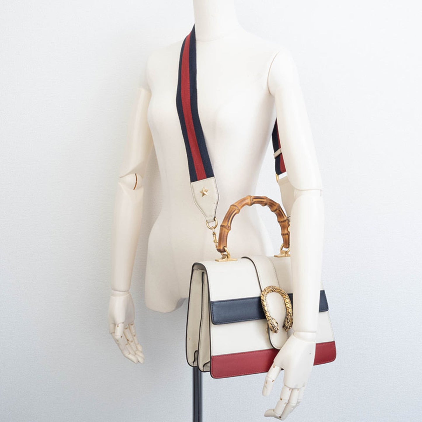 Gucci Ivory Navy Red Color Bamboo Leather Shoulder Bag ( )