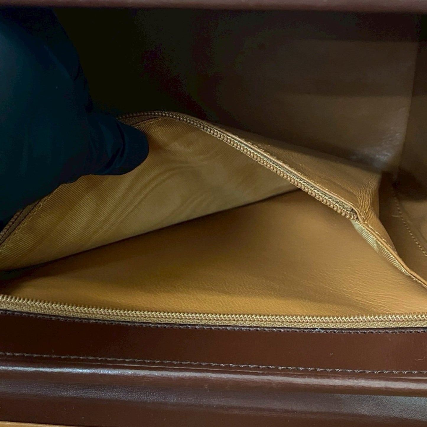 Gucci Brown Leather Handbag Vanity Bag ( )