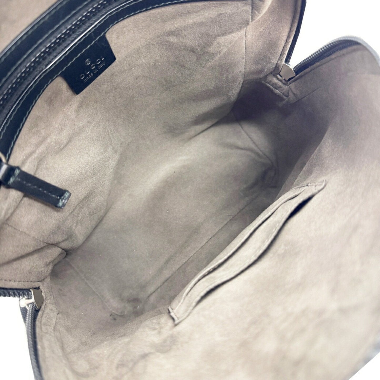 Gucci Beige Black Gg Supreme Leather Backpack ( )