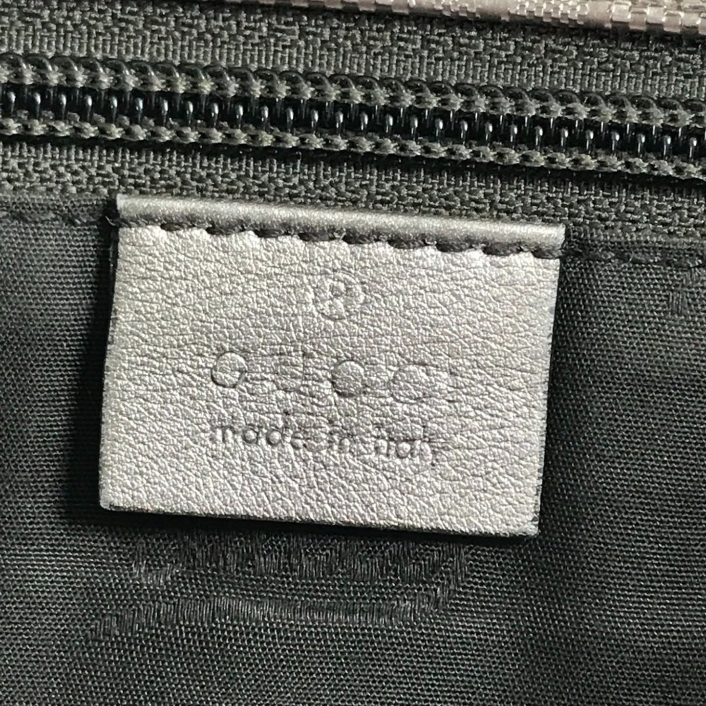 Gucci Metallic Gg Imprimé Leather Messenger Bag Shoulder Bag ( )