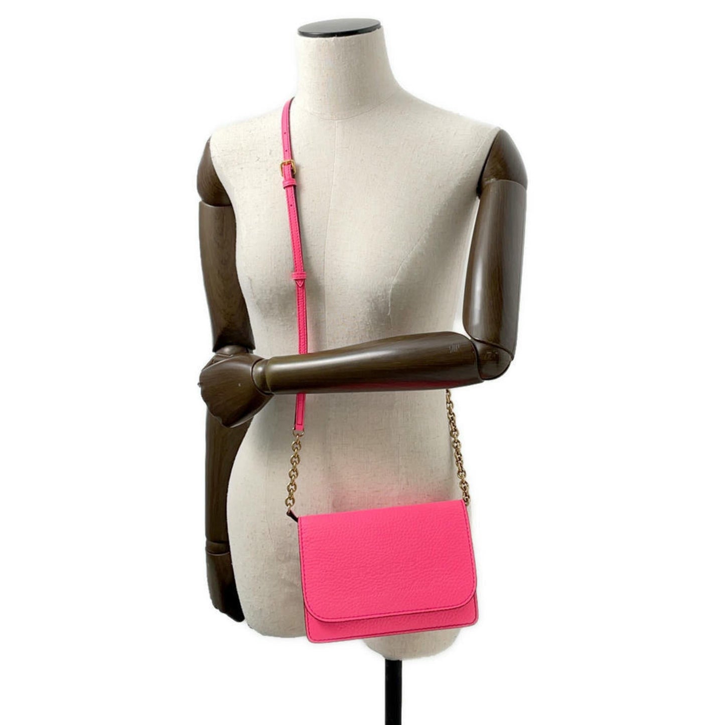 Burberry Pink Leather Shoulder Bag ( )