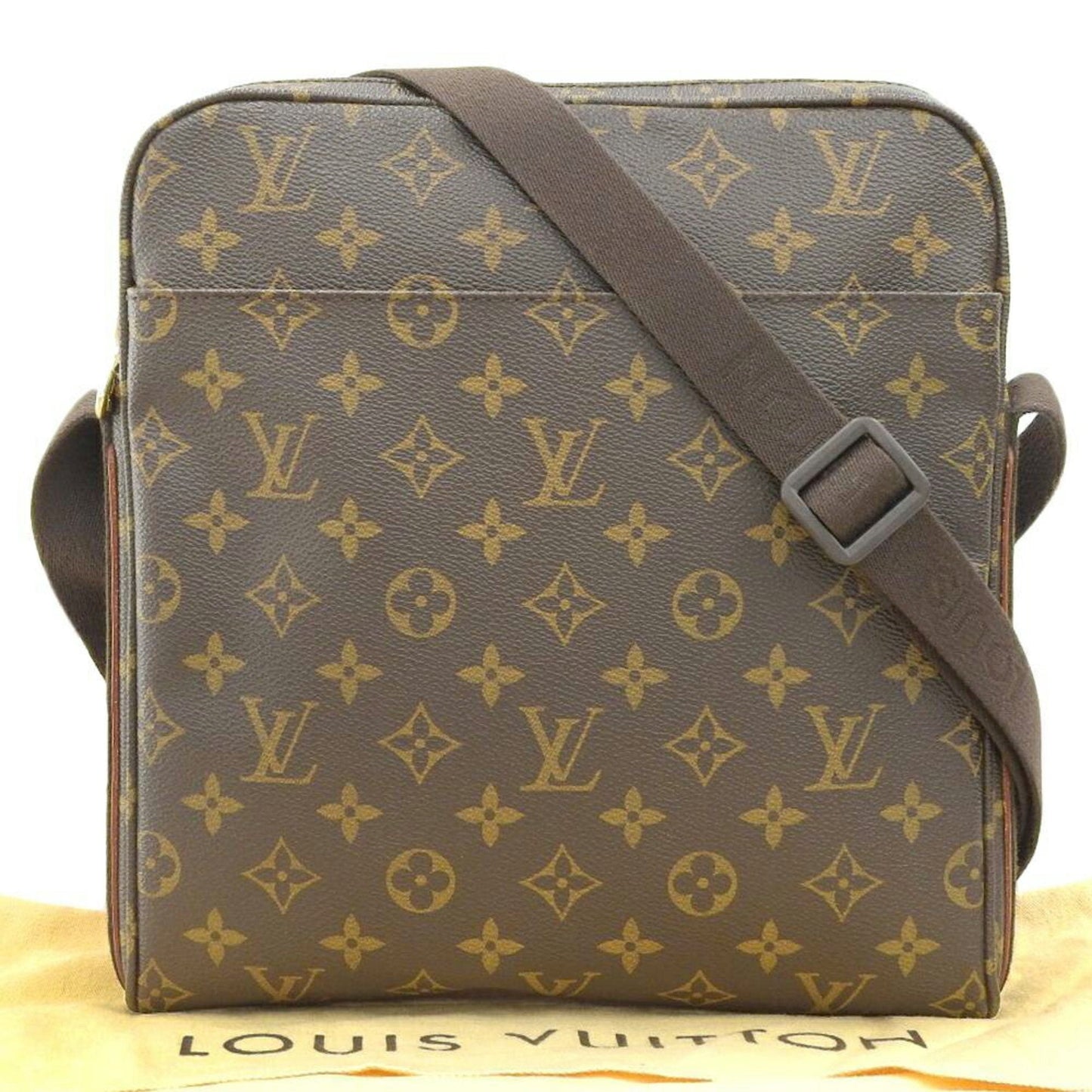 LOUIS VUITTON Monogram Trotabourg Shoulder Bag