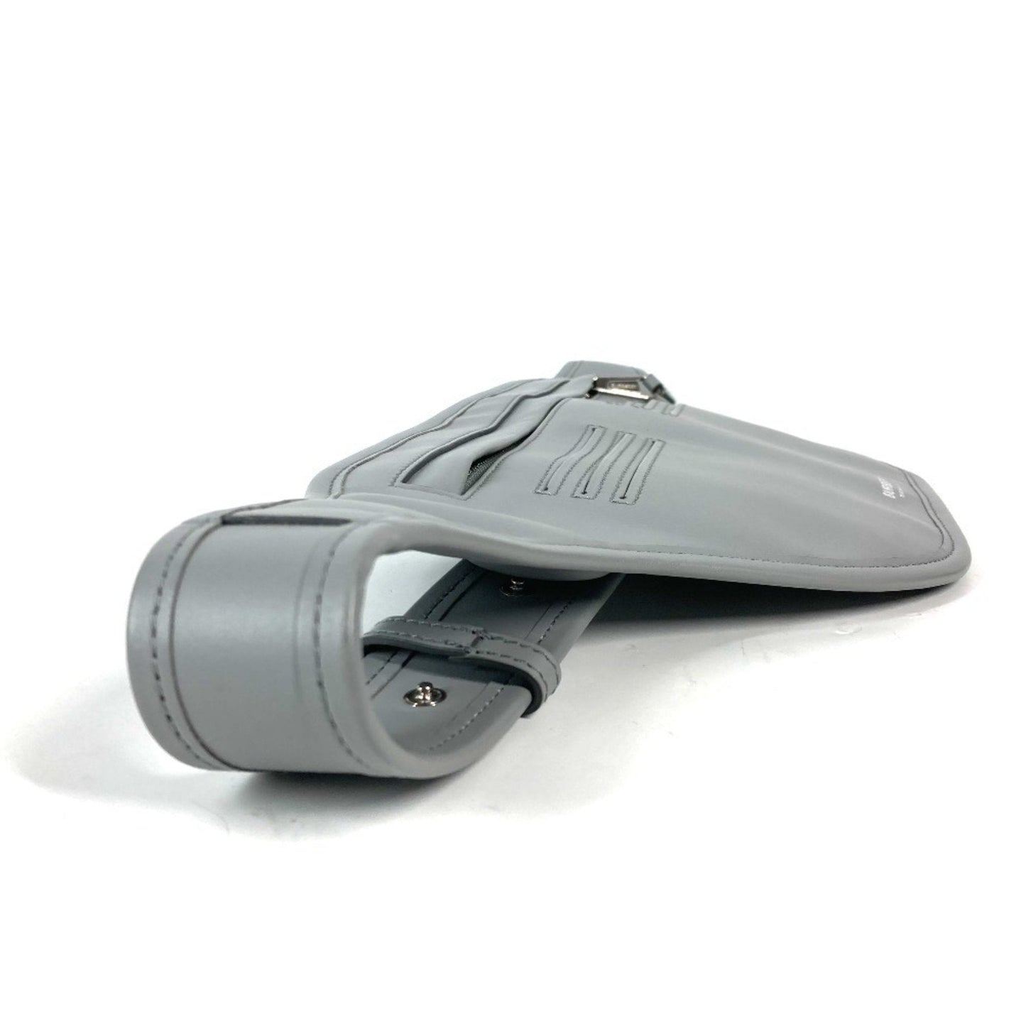 Burberry Gray Leather Fanny Pack ( )