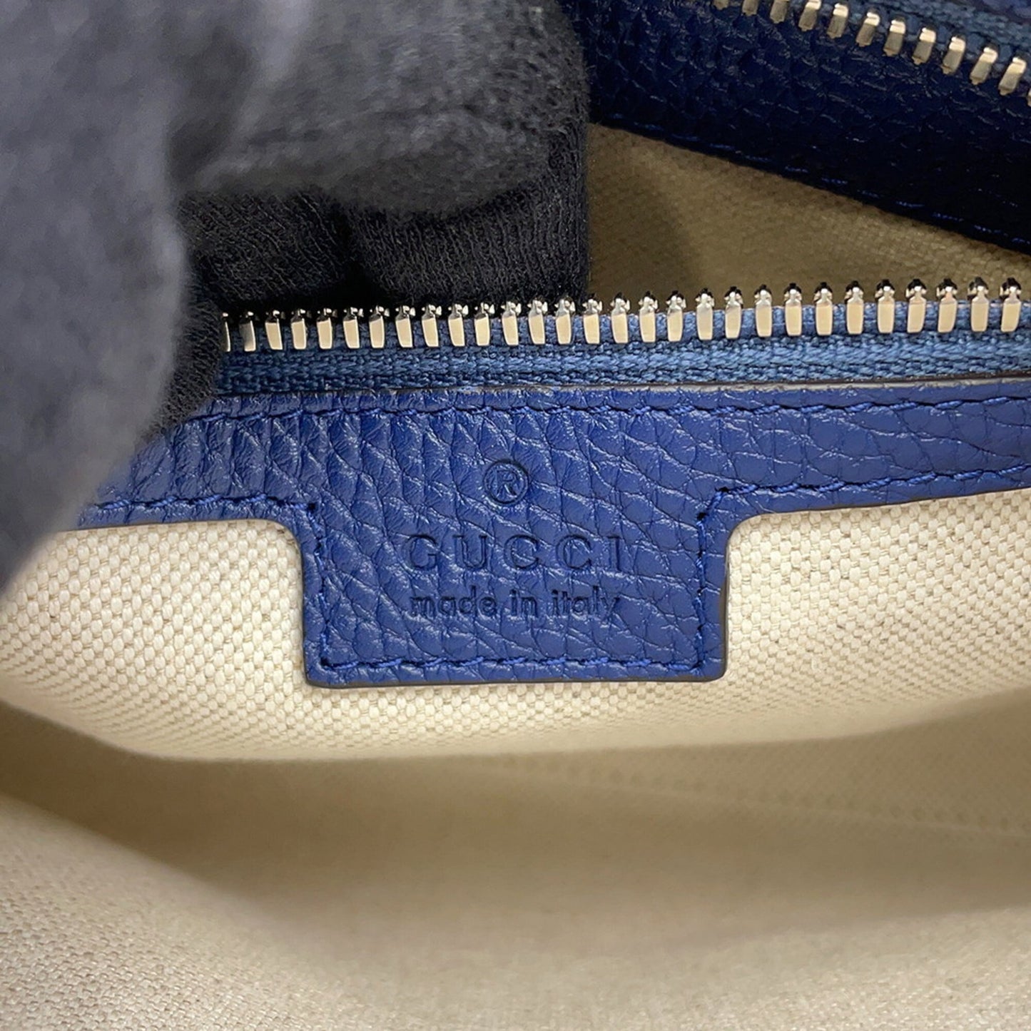 Gucci Navy Leather Clutch Bag Messenger Bag Shoulder Bag ( )