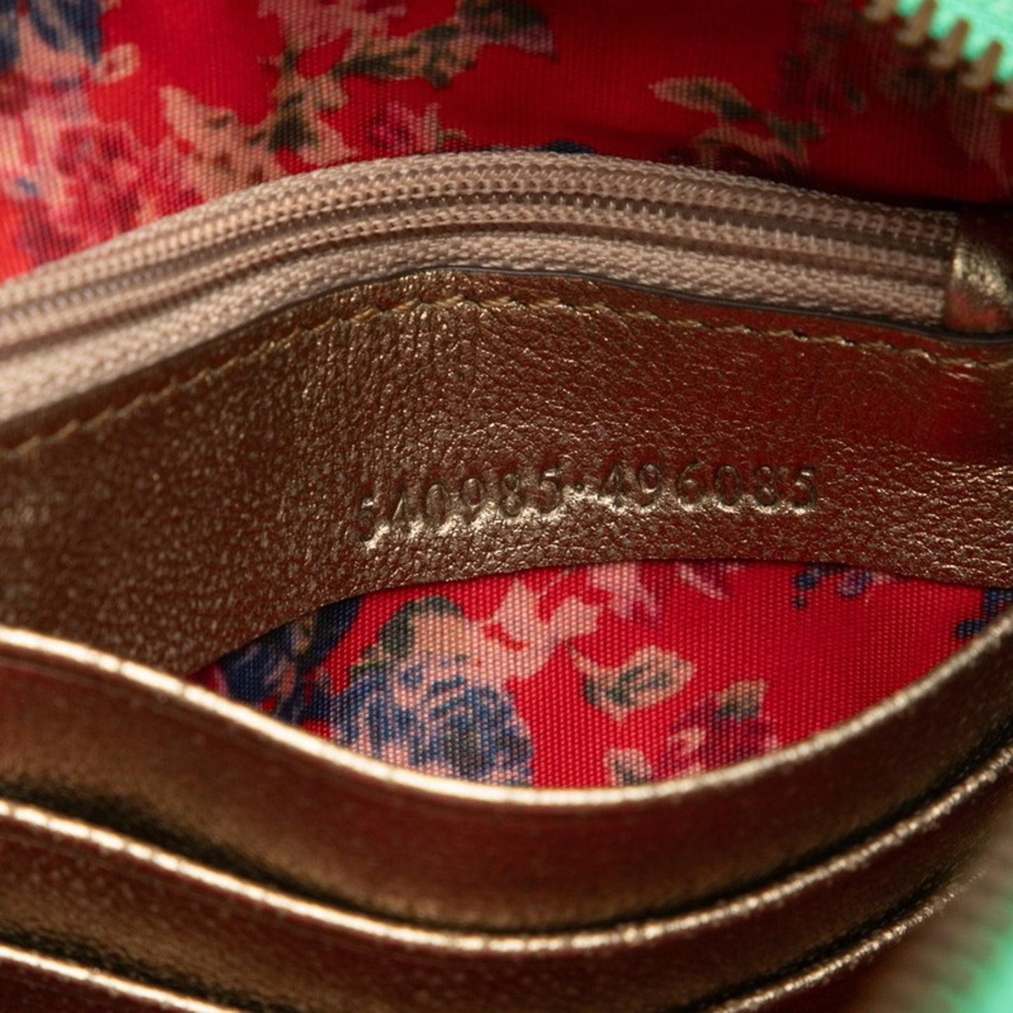 Gucci Gold Green Red Color Leather Clutch Bag ( )