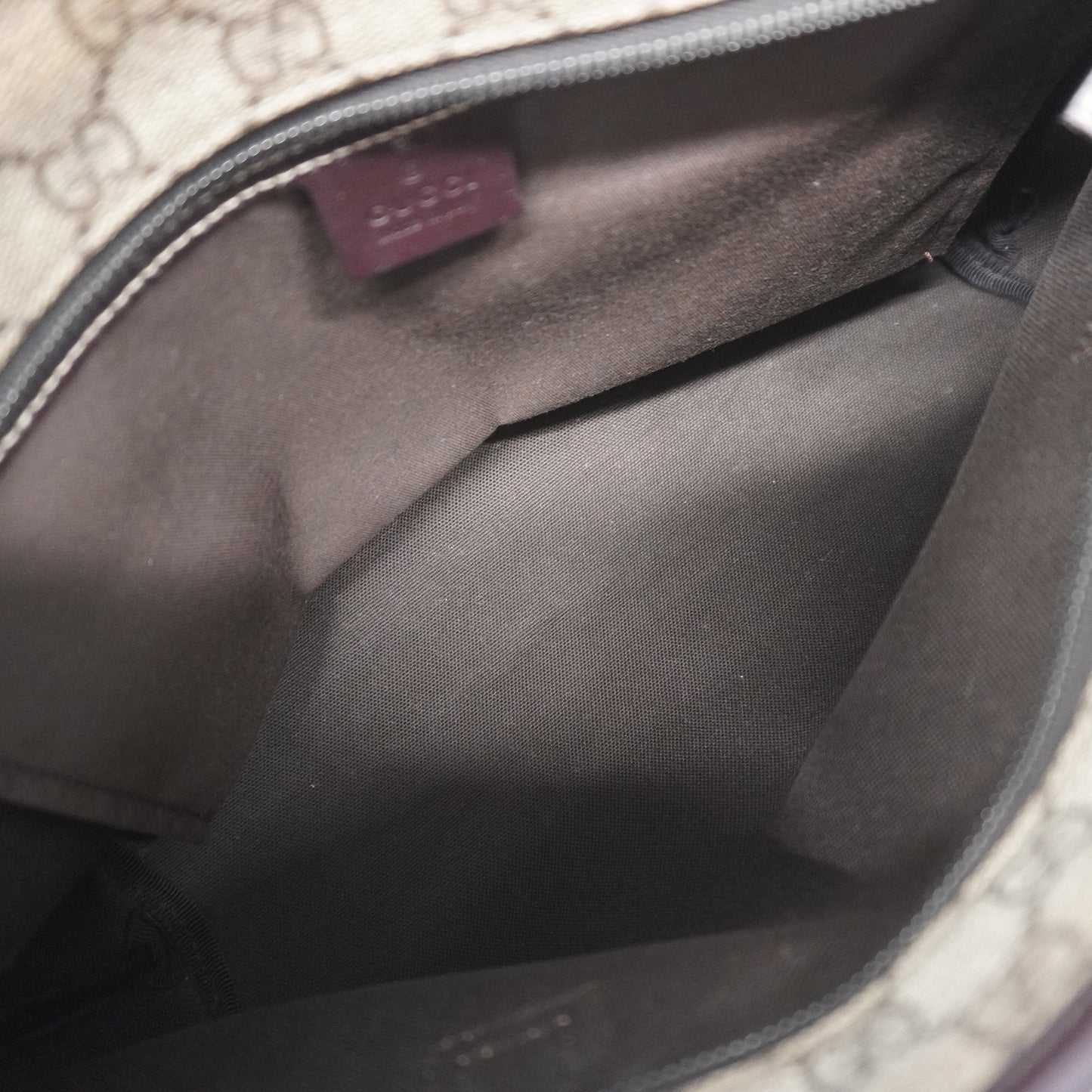 Gucci GG Supreme Beige Tote Style 1