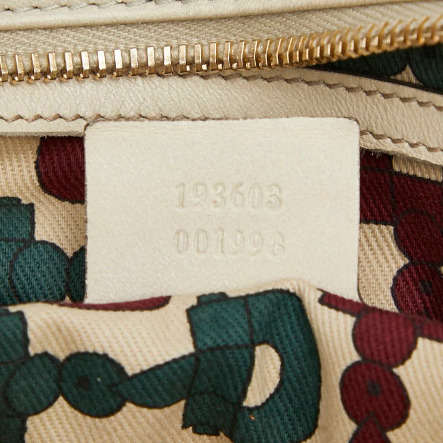 Gucci Ivory Leather Handbag ( )