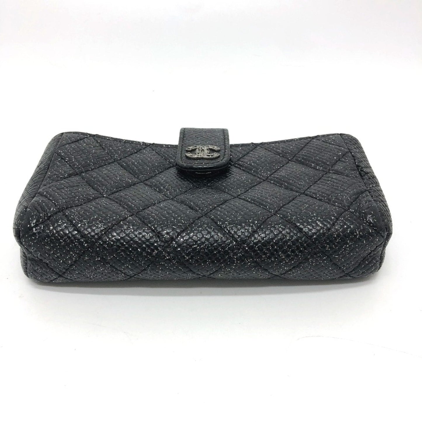 Chanel Clutch - Ewore Bags