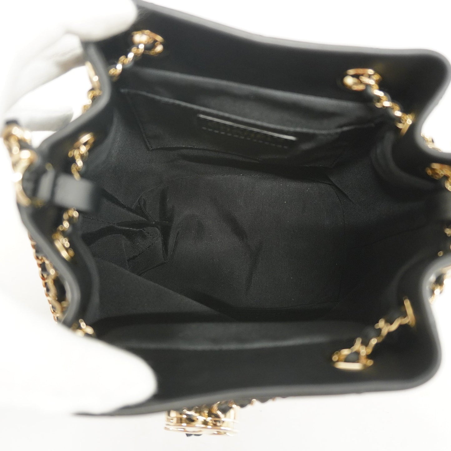 Chanel Matelassé Shoulder Bag - Ewore Bags
