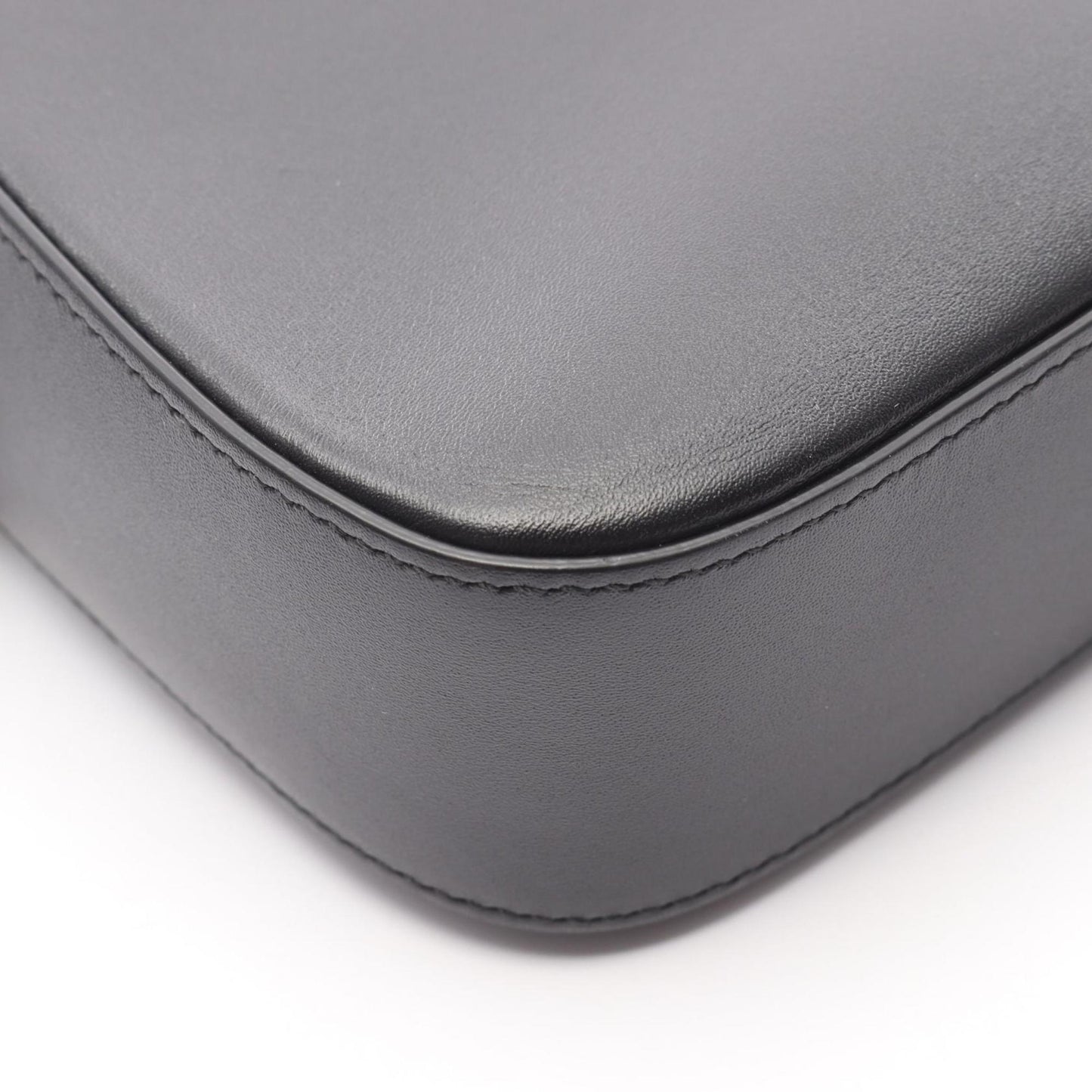 Gucci Black Leather Shoulder Bag ( )