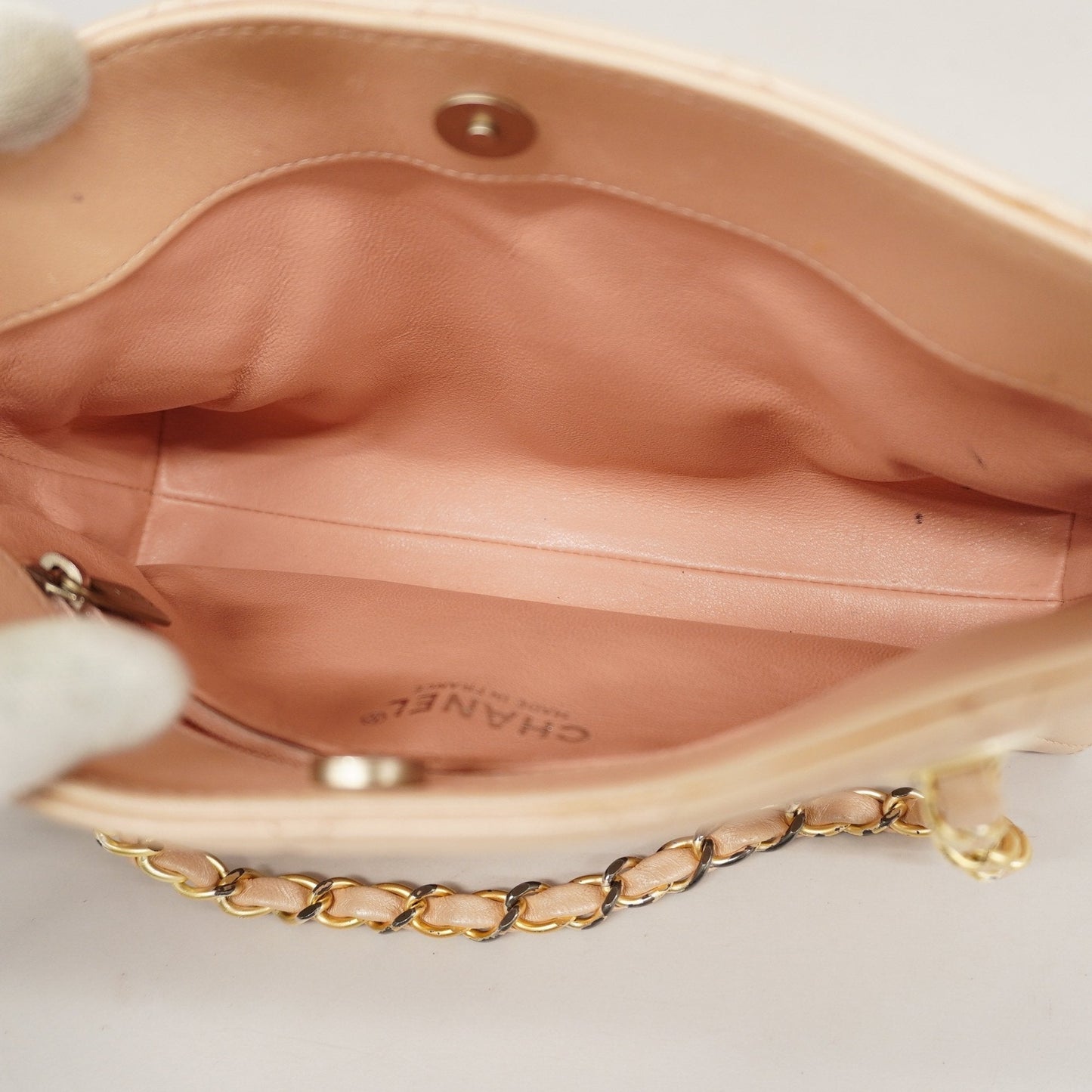 Chanel Matelassé Handbag Bag - Ewore Bags