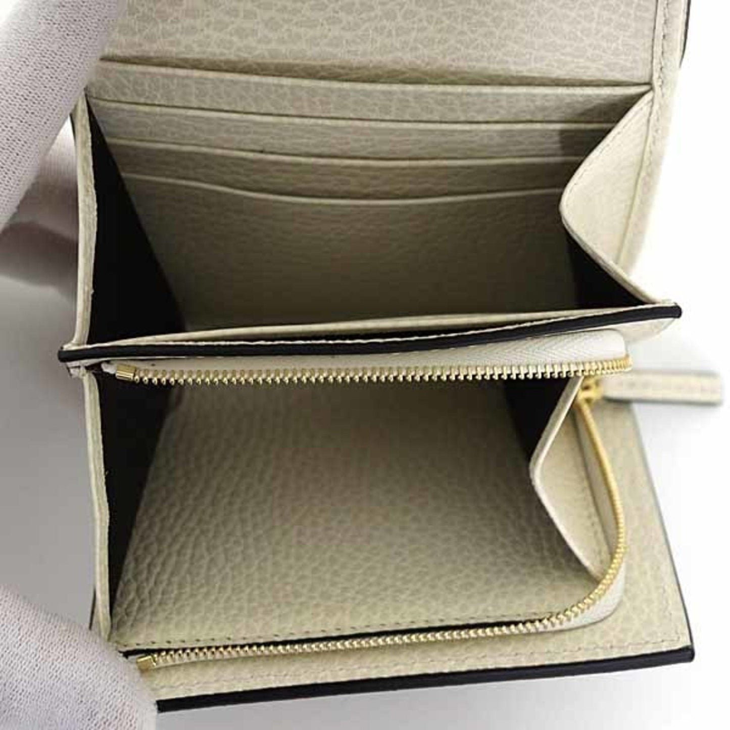 Gucci Beige White Gg Supreme Wallet (Tri-Fold) ( )