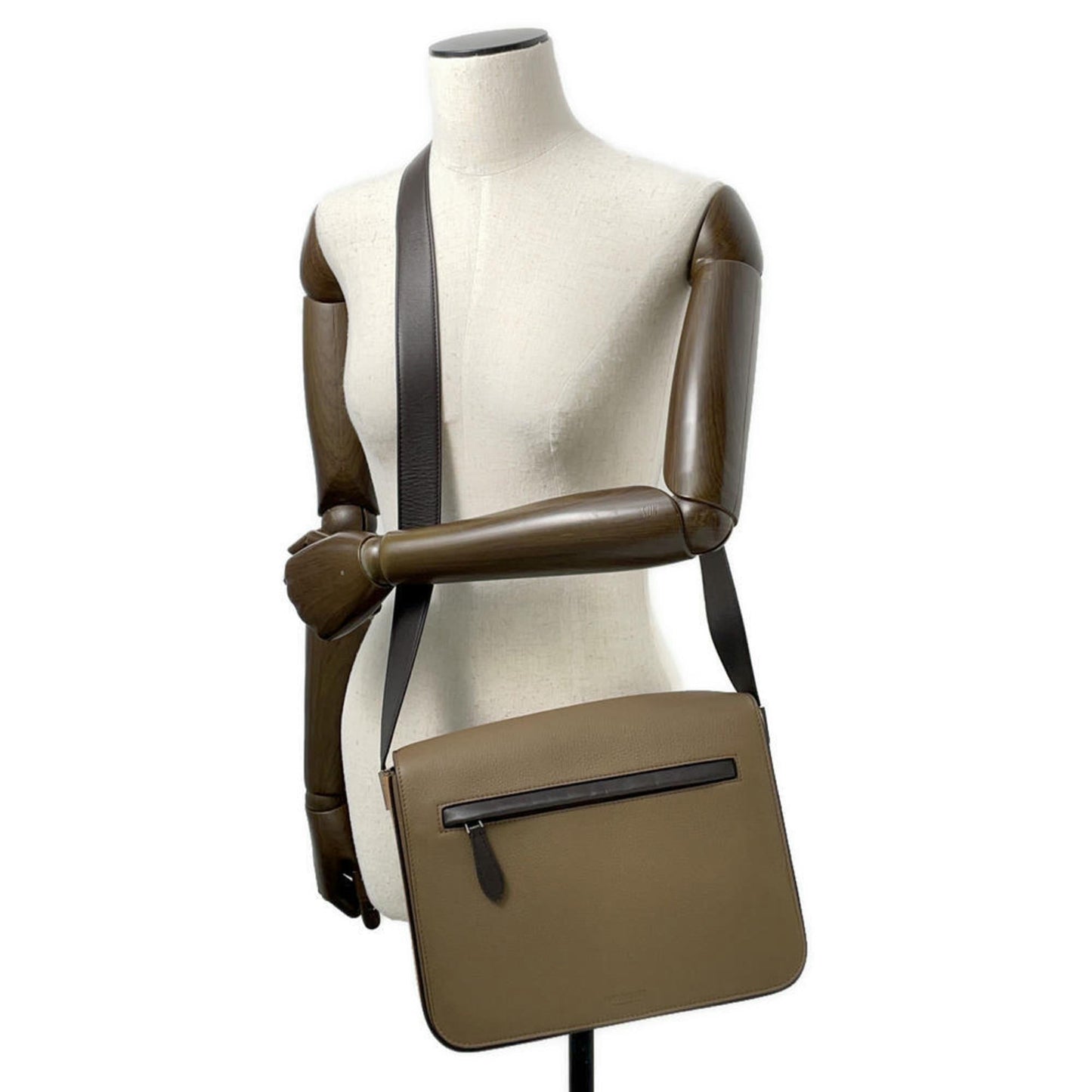 Burberry Brown Leather Messenger Bag Shoulder Bag ( )