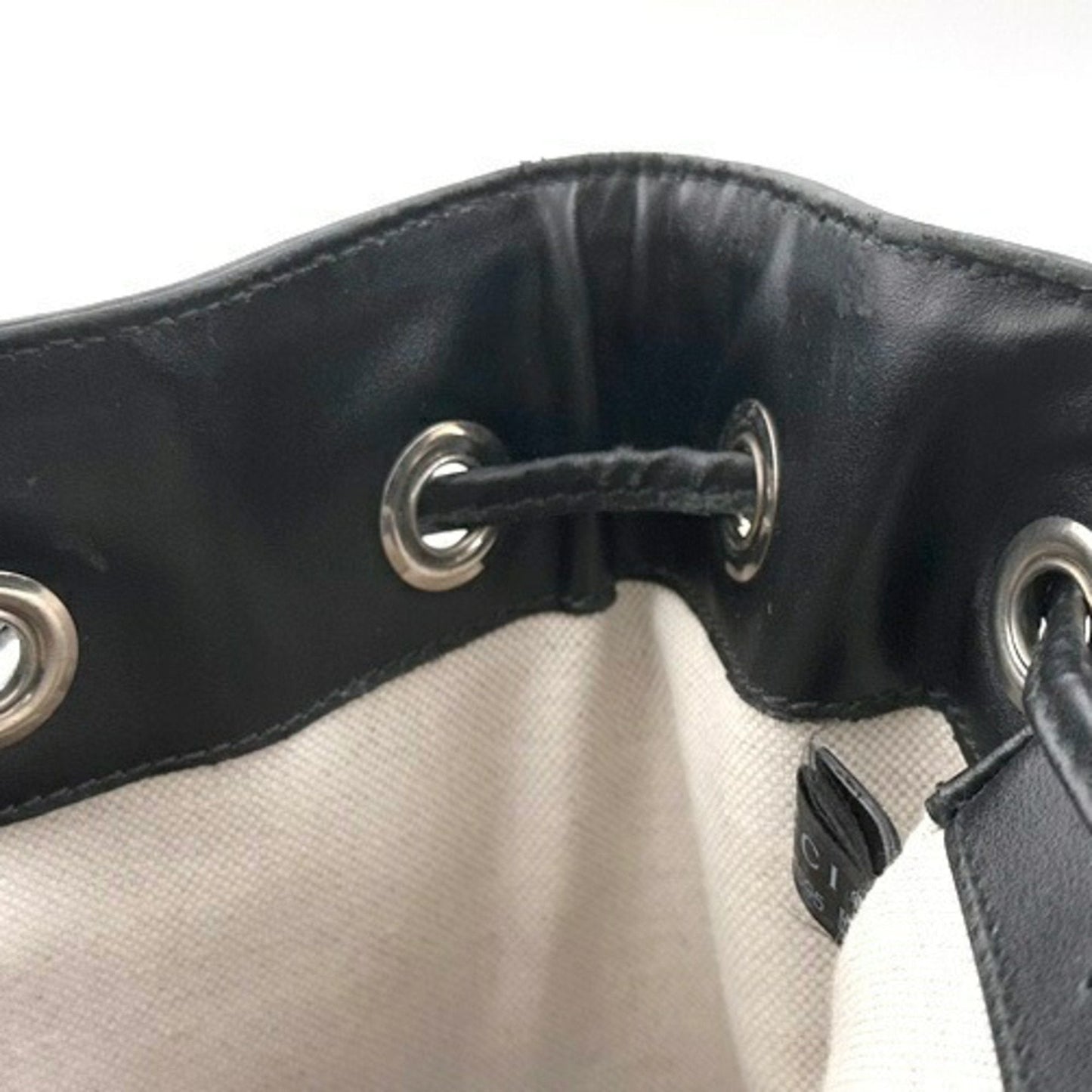 Gucci Black Leather Backpack ( )