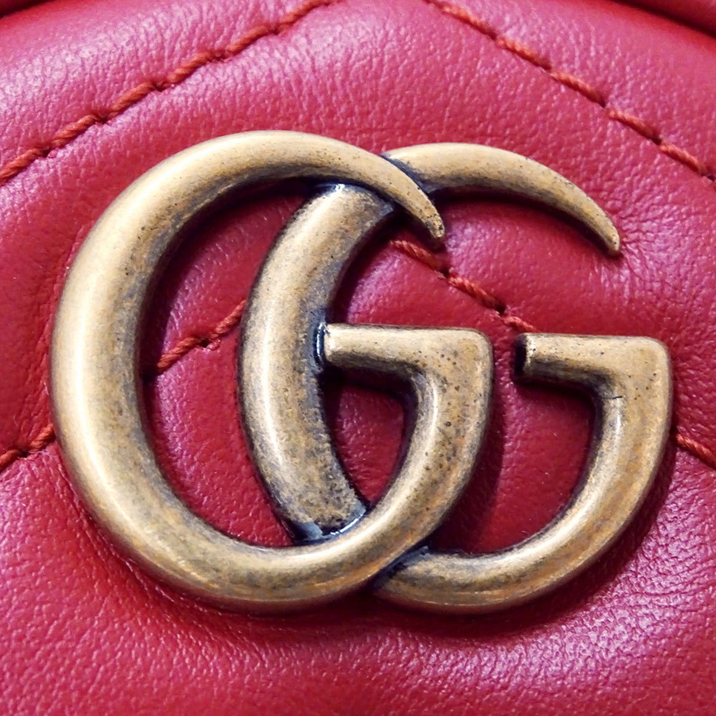 Gucci Red Color Leather Coin Purse/Coin Case ( )