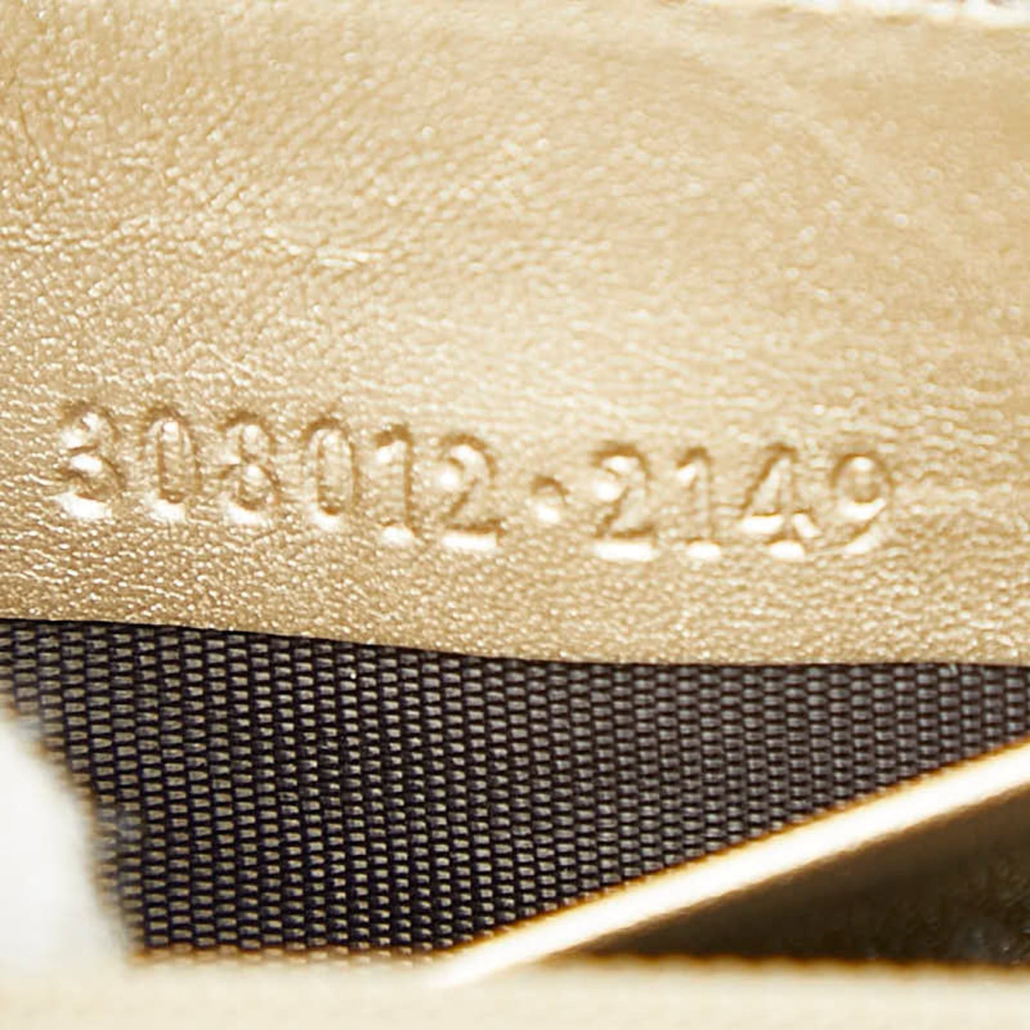 Gucci Gold Beige Canvas Leather Long Wallet (Bi-Fold) ( )