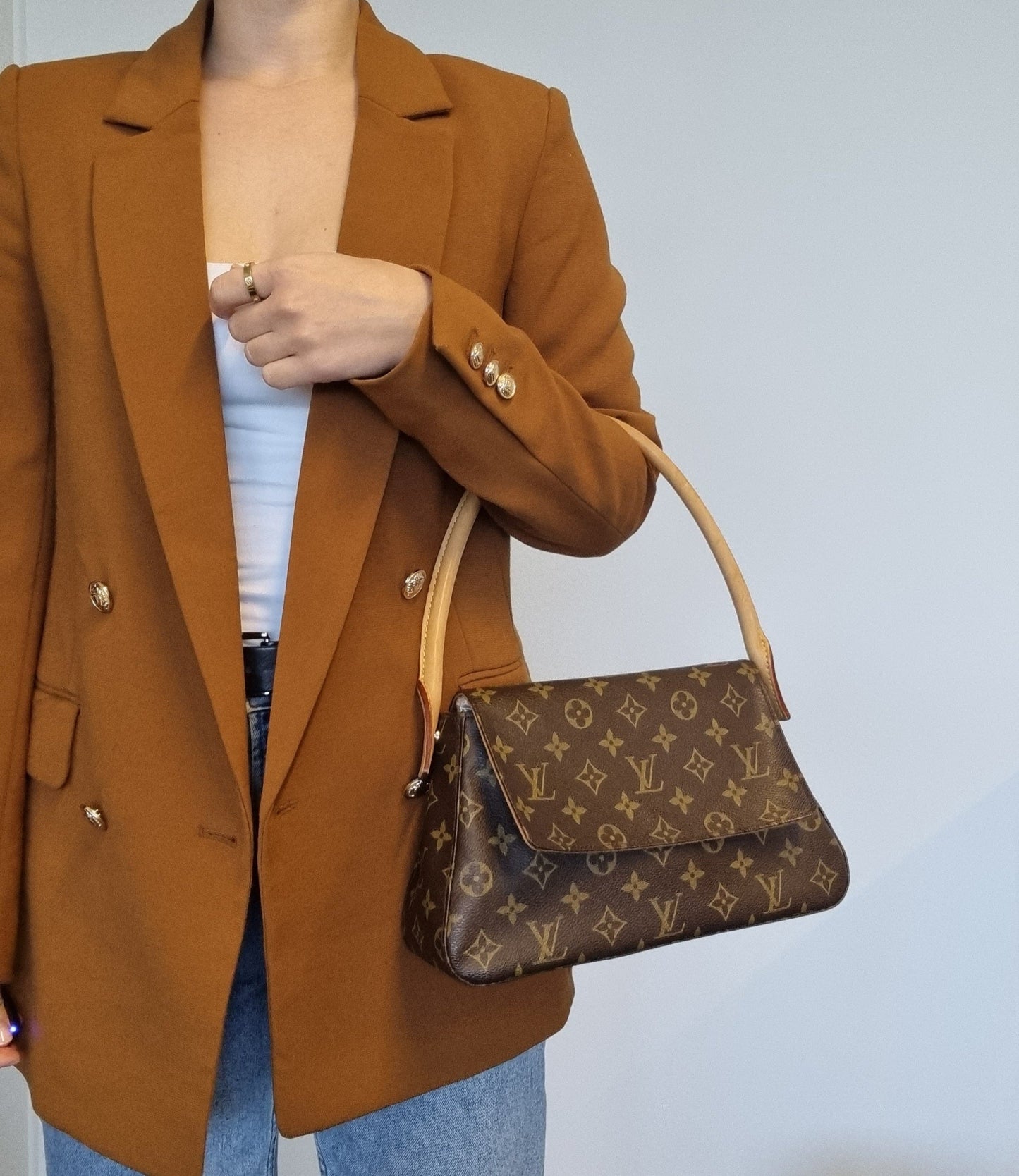 Louis Vuitton Mini Looping Monogram