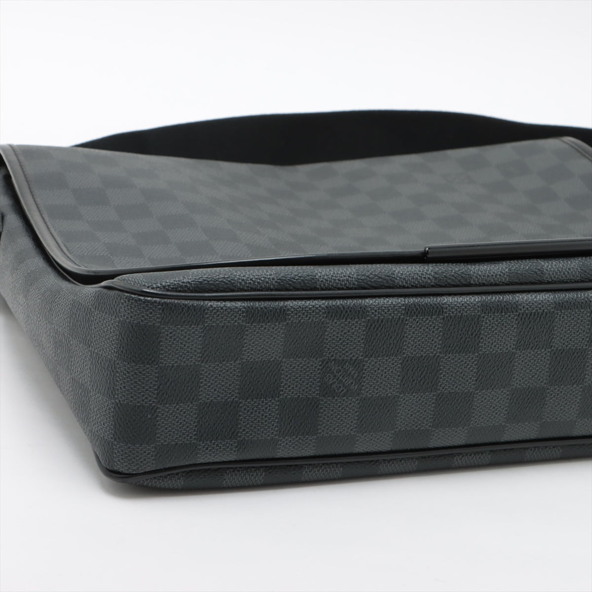 Louis Vuitton Damier Graphite Daniel MM N58029
