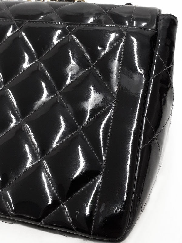 Chanel Matelasse Chain Shoulder Bag Patent Leather