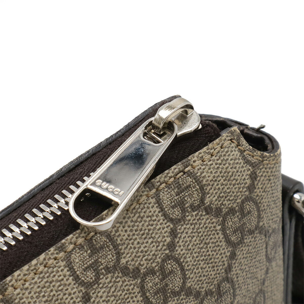 Gucci GG Supreme Shoulder Bag