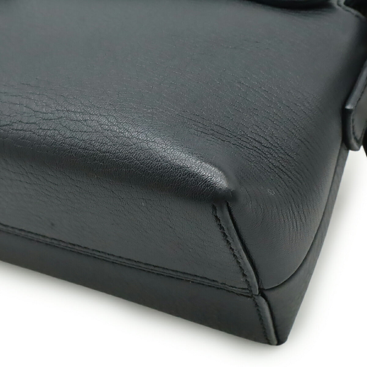 Fendi By The Way Handbag - Ewore Bags