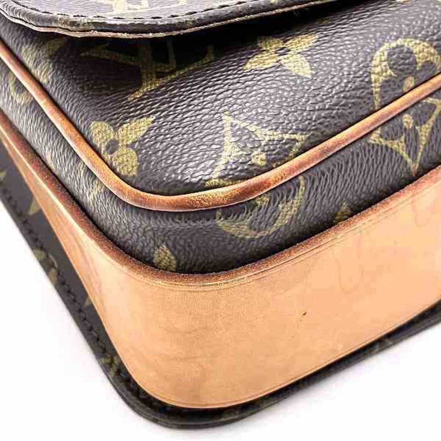 Louis Vuitton Shoulder Bag