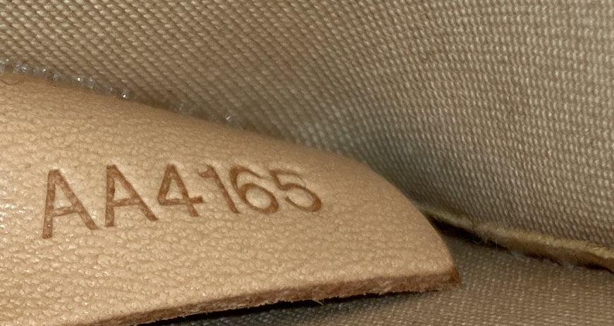 Louis Vuitton Santa Monica Clutch Monogram Vernis