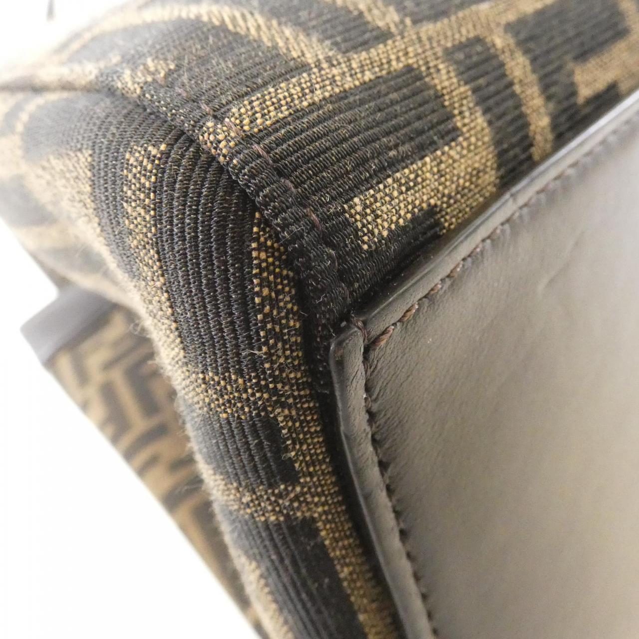 Fendi Clutch - Ewore Bags
