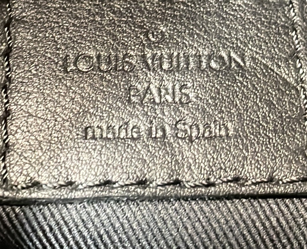 Louis Vuitton Discovery Bumbag Monogram Shadow Leather