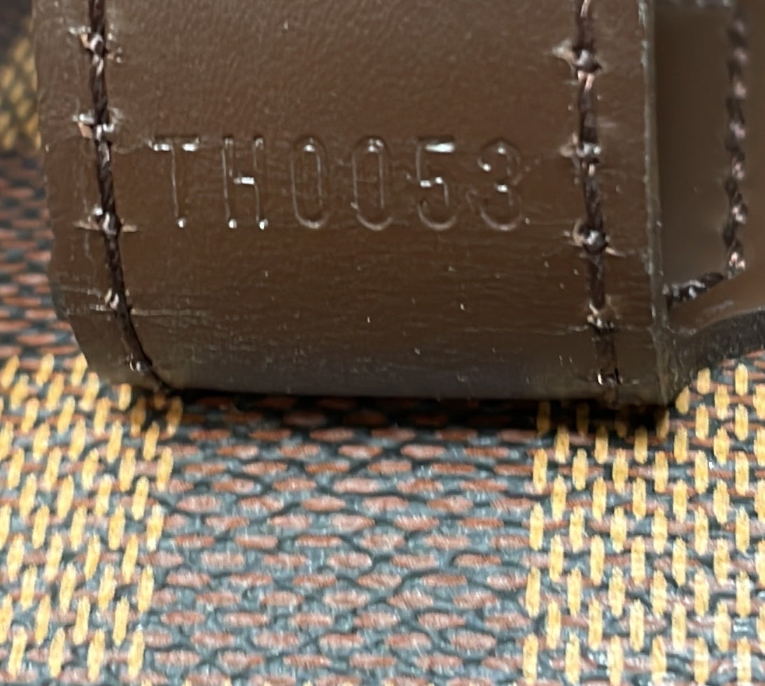 Louis Vuitton Broadway Bag Damier