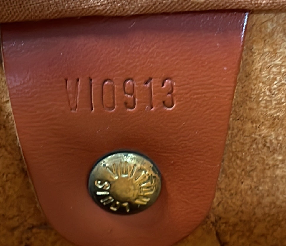 Louis Vuitton Handbag Epi Leather 30