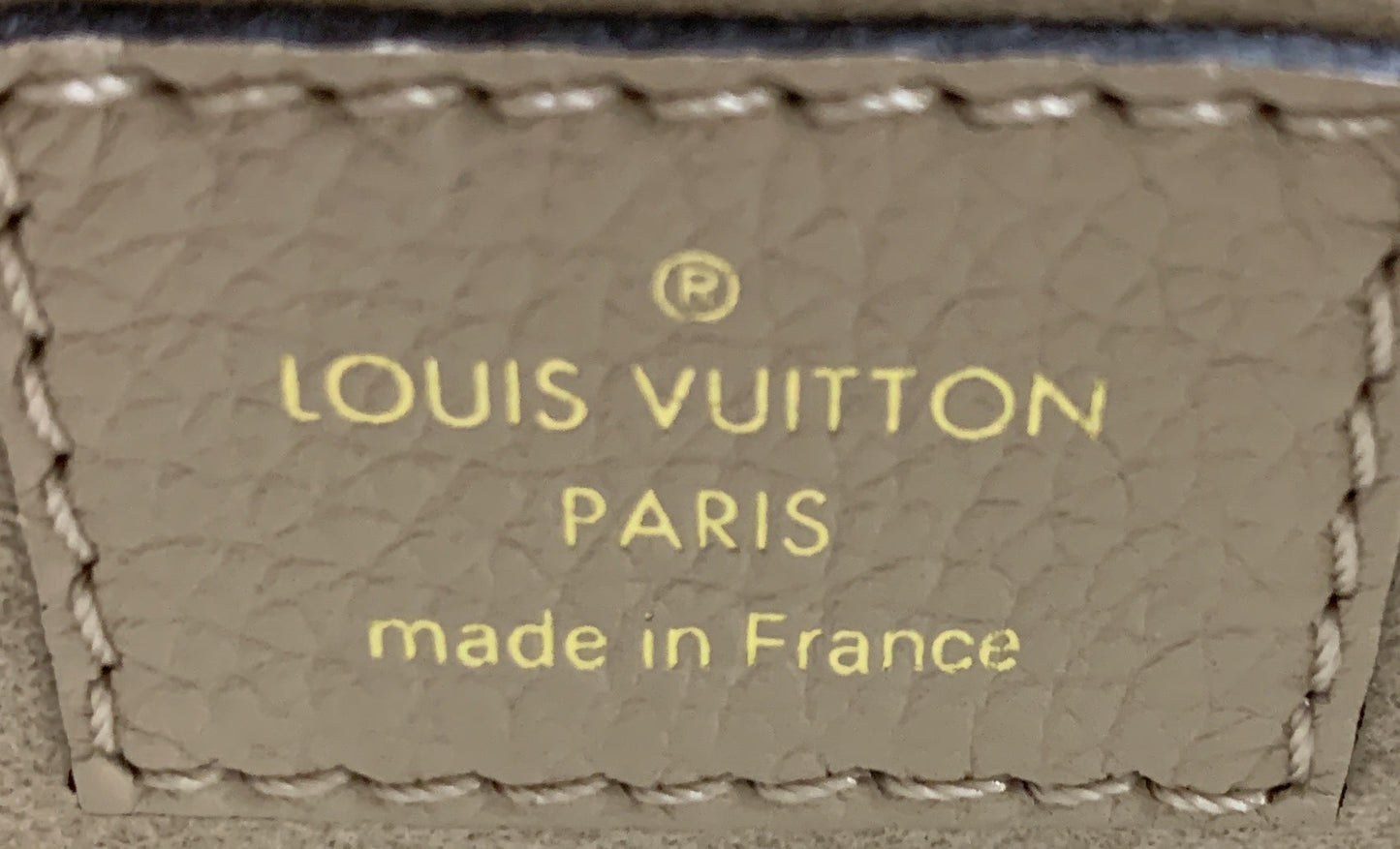 Louis Vuitton Oxford Lockme Handbag Leather