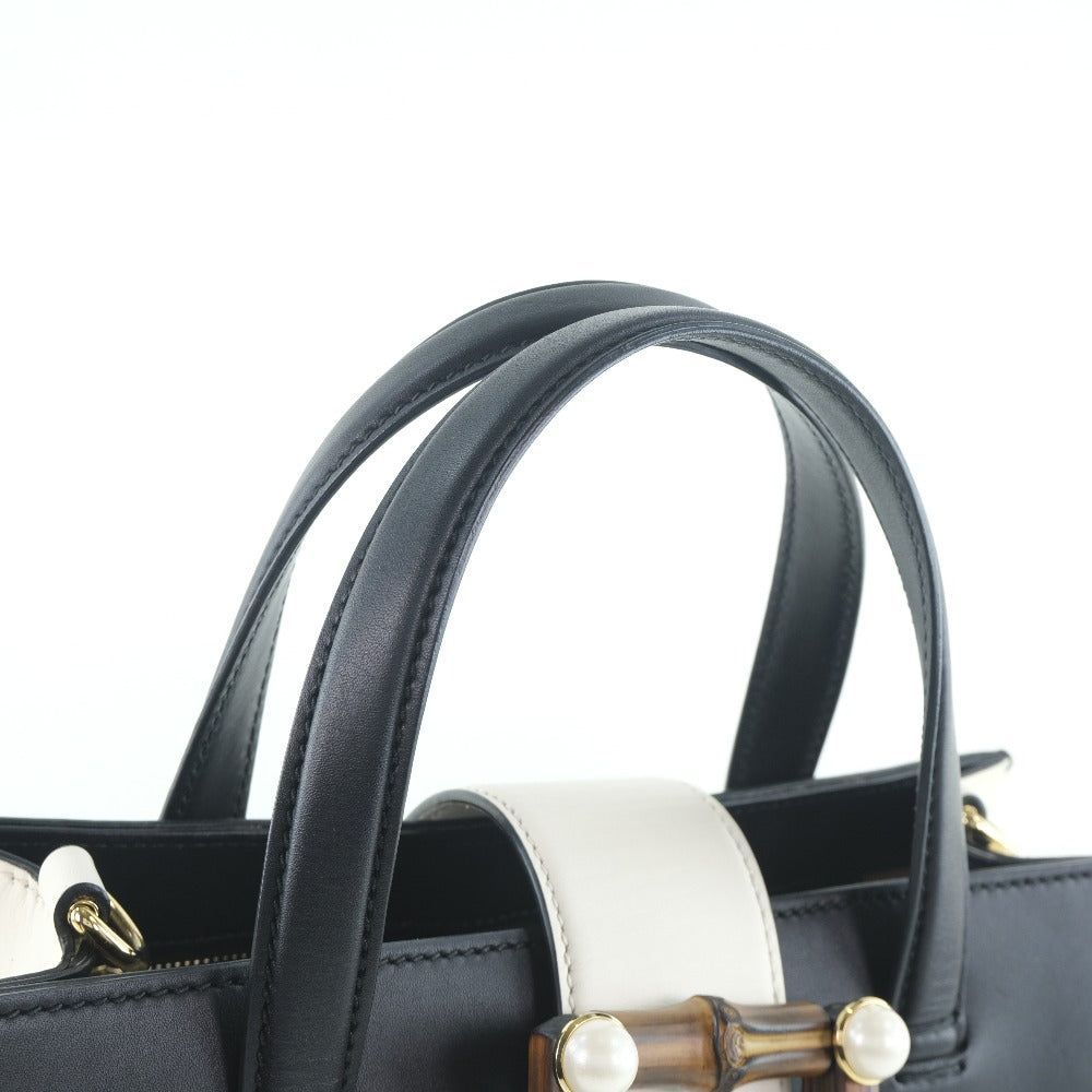Gucci Leather Shoulder Bag Style 60