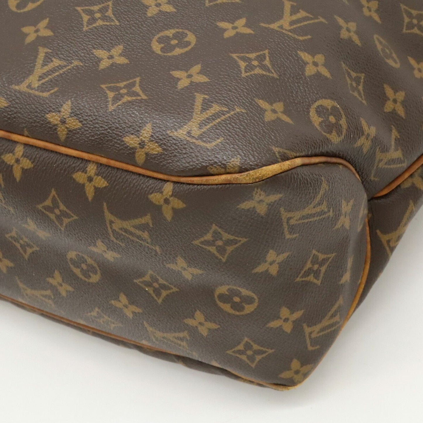 Louis Vuitton Shoulder Bag
