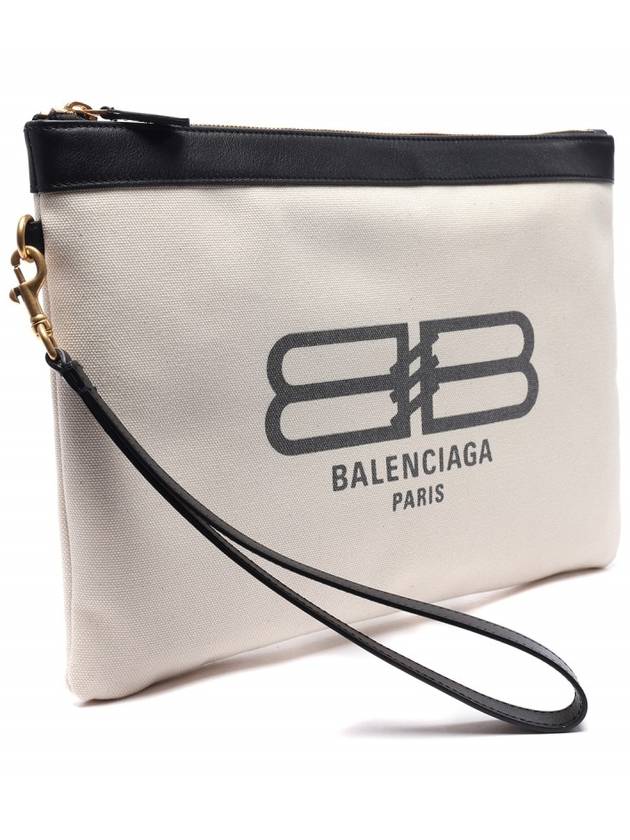 Luxury Balenciaga Trending 2026 Flat Jumbo Clutch Bag Ivory