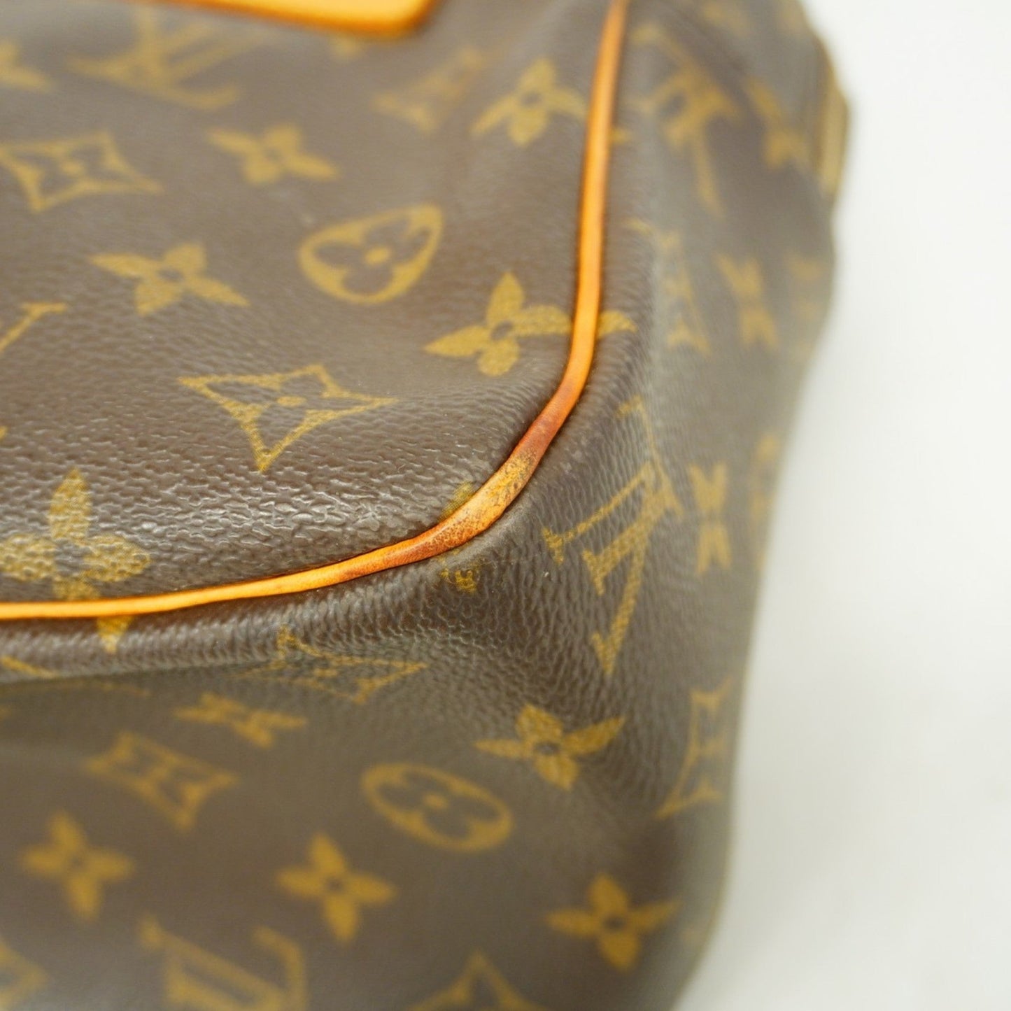 Louis Vuitton Shoulder Bag