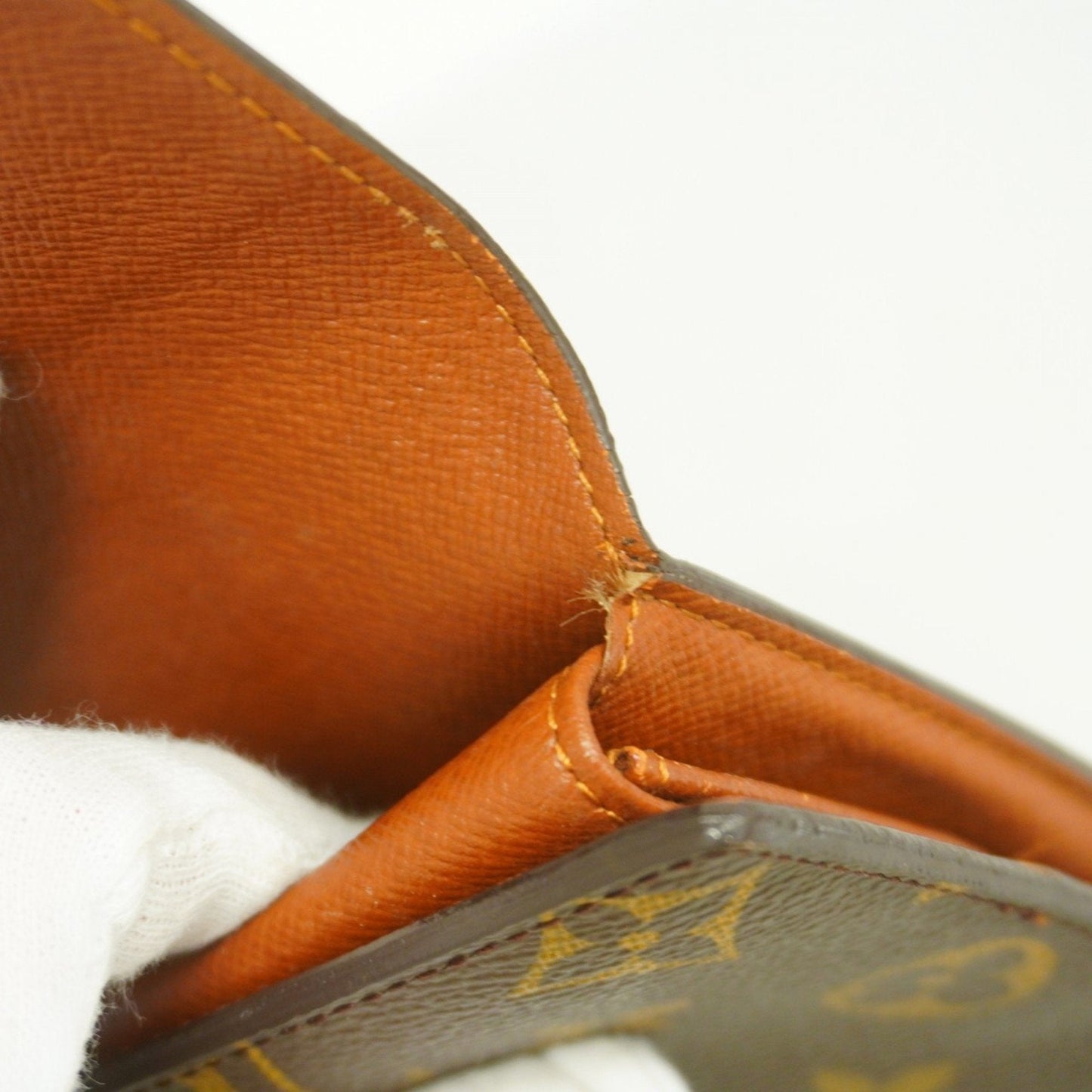 Louis Vuitton Long Wallet (Tri-Fold)