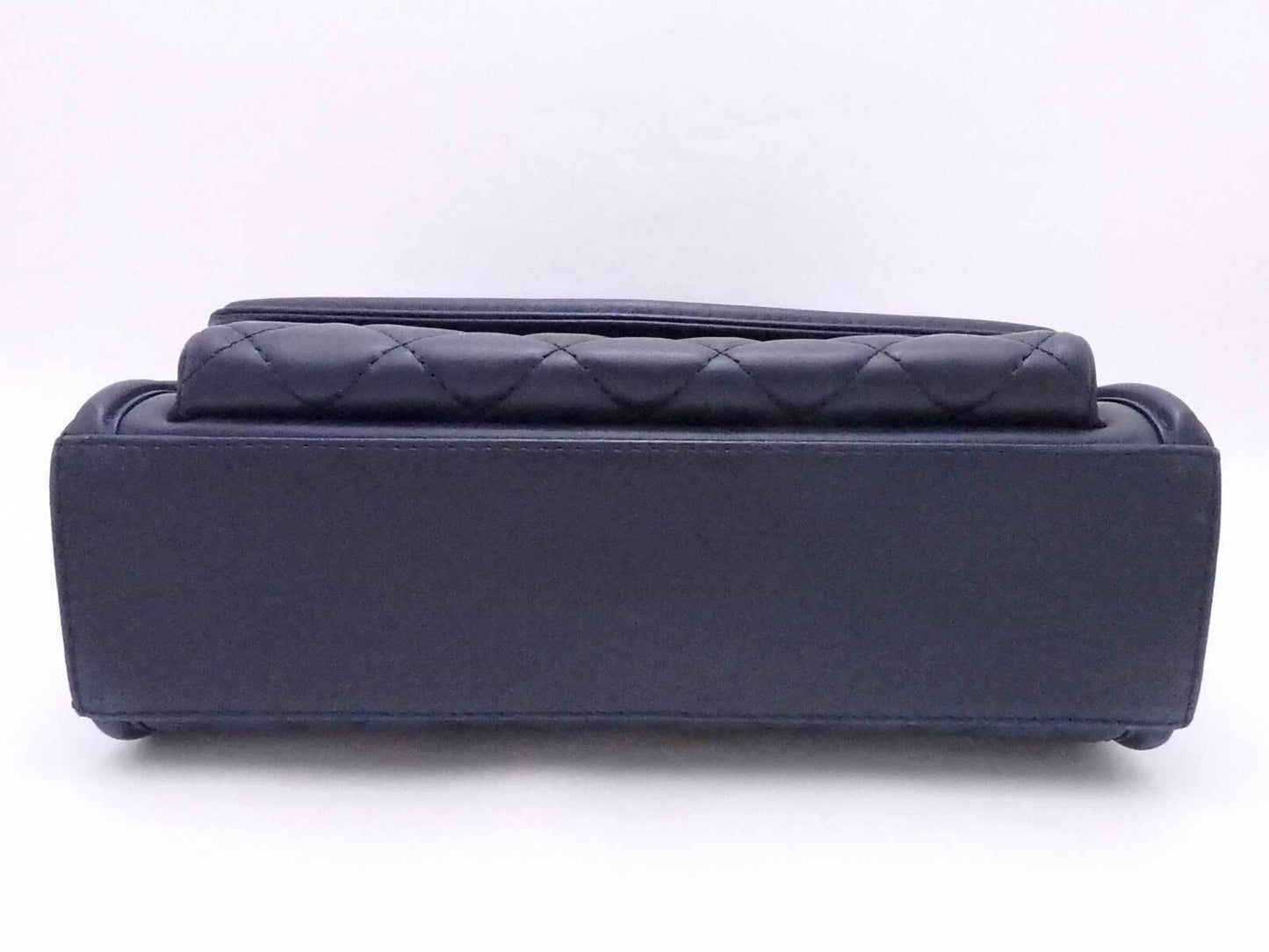 Auth Chanel Matelasse Chain Shoulder Bag Navy Leather/silvertone