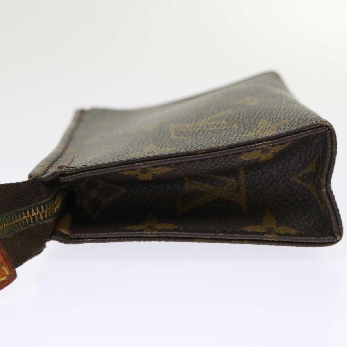 LOUIS VUITTON Monogram Poche Toilette 15 Pouch M47546 LV Auth 46289