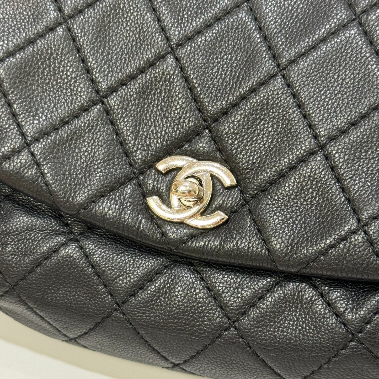 Chanel Shoulder Bag - Ewore Bags