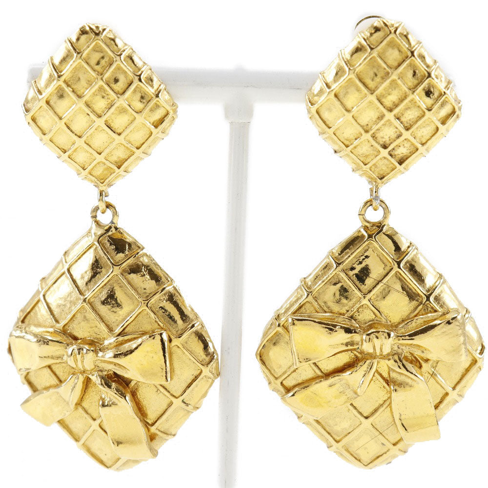 Chanel CHANEL Quilting Earrings G French Gold Square 43.9g Quilting Quilting Earrings