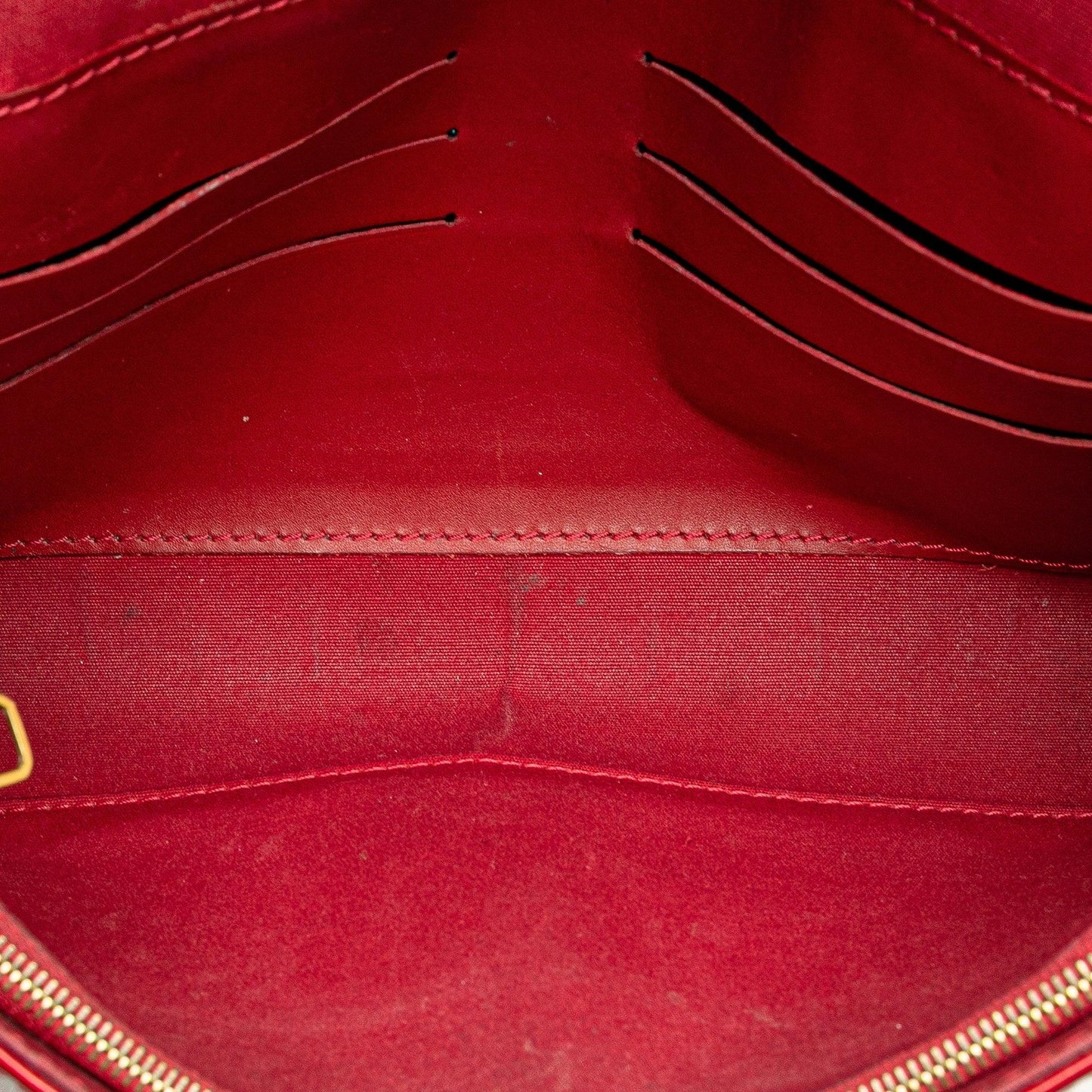 Red Louis Vuitton Monogram Vernis Ana