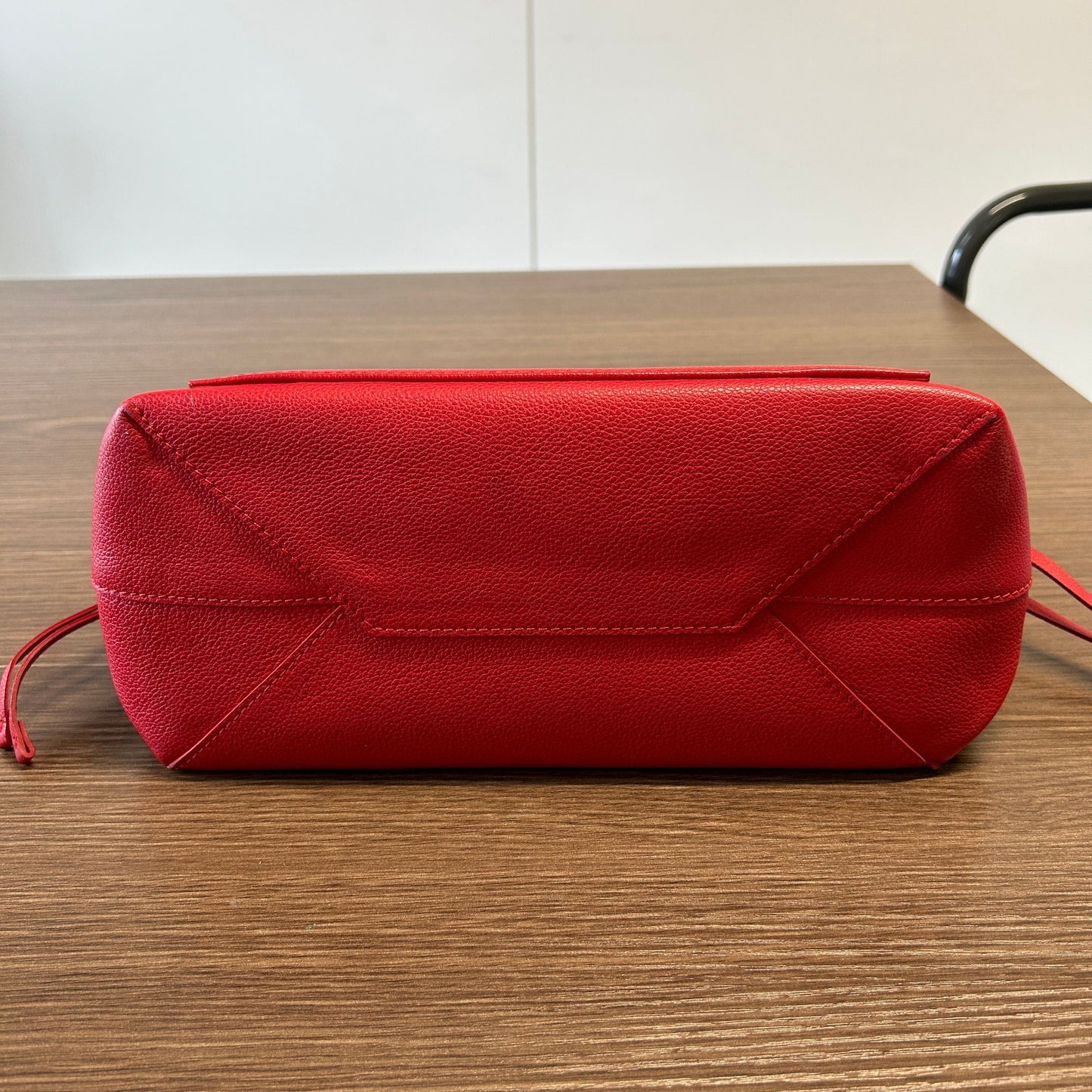 Louis Vuitton Handbag Refined Red Leather LB122160