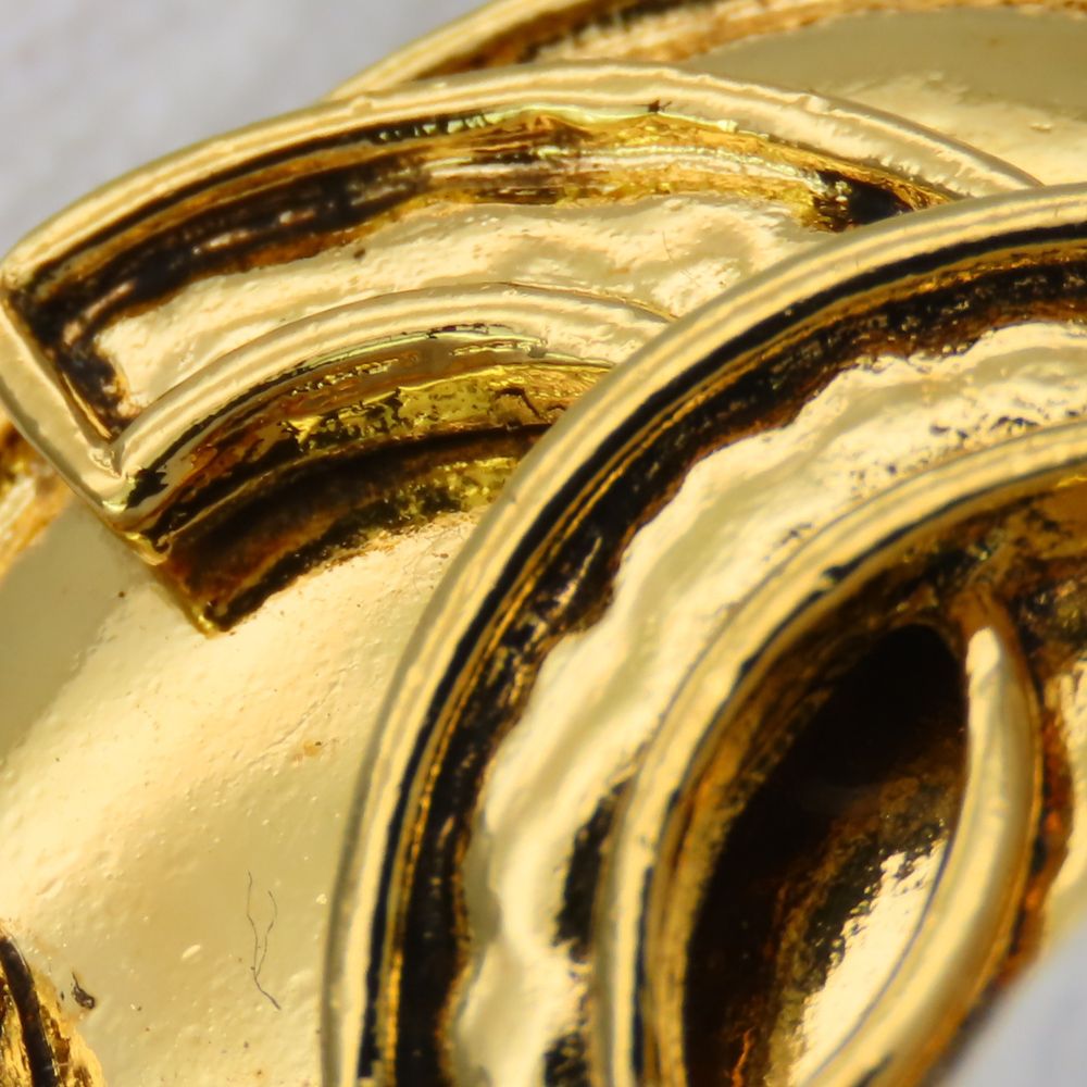 CHANEL Brooch metal gold Women