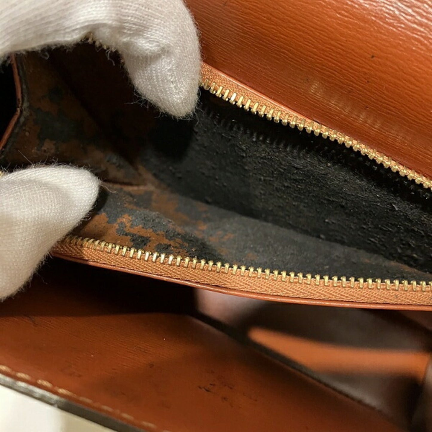 Louis Vuitton Epi Leather Handbag
